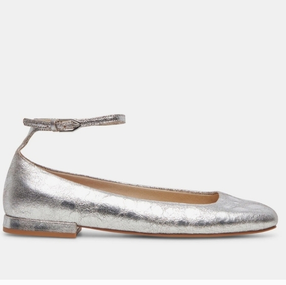 🔹️Dolce Vita🔹️ Ashya Silver Ankle Strap Ballet Flats - Picture 5 of 9